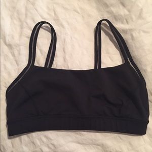 Lululemon Black straight up bra size 6